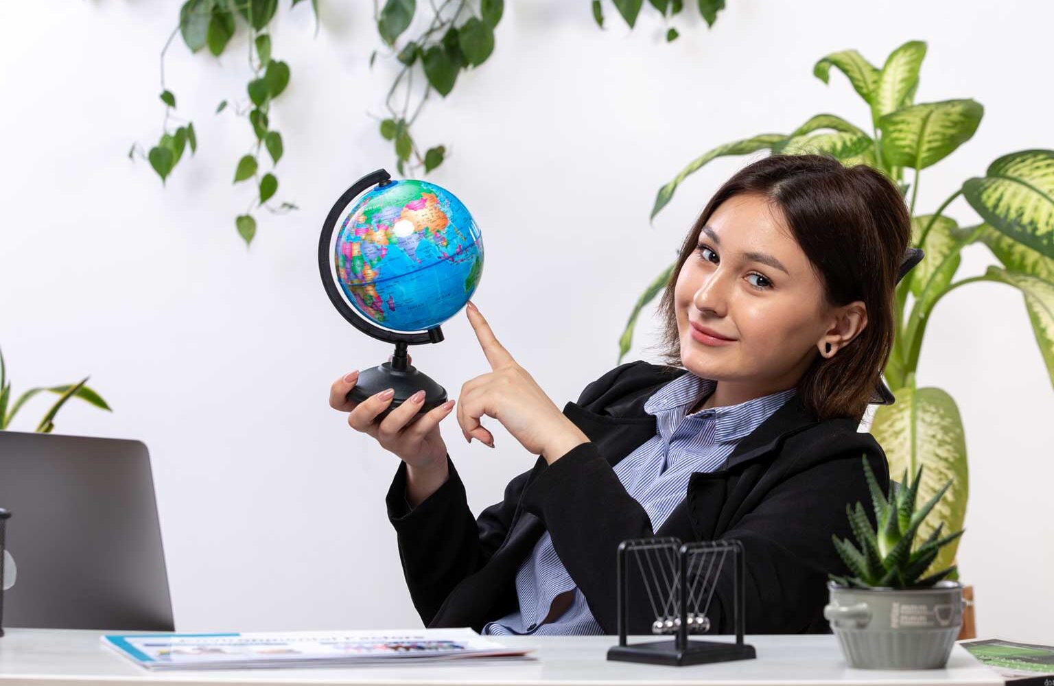 Visa-&-Immigration-Solutions